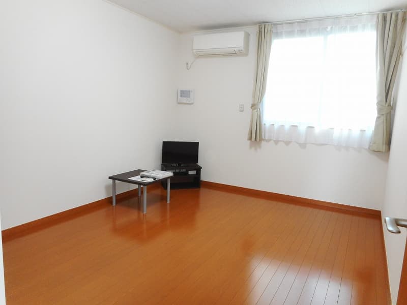 Room image 16
