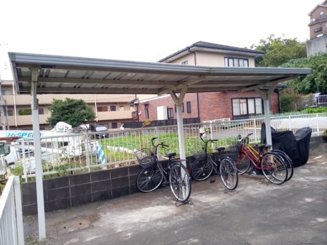 Room image 10