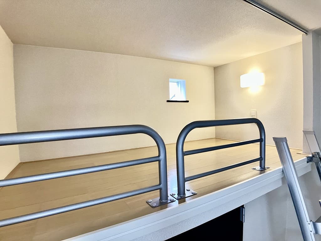 Room image 10