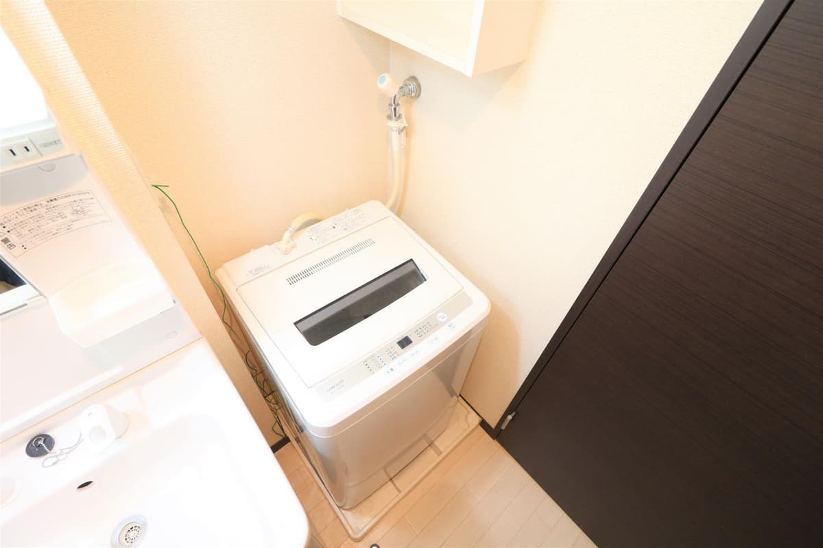 Room image 12
