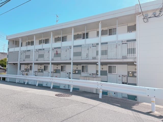 Main exterior of leopalace San Banchou