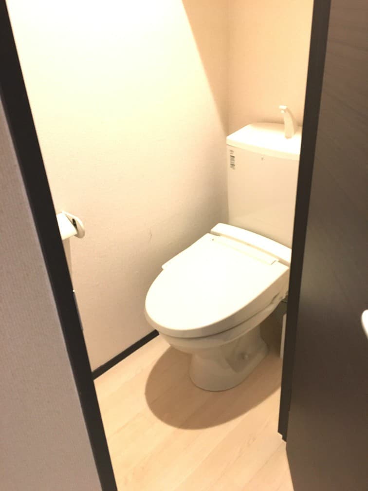 Room image 14