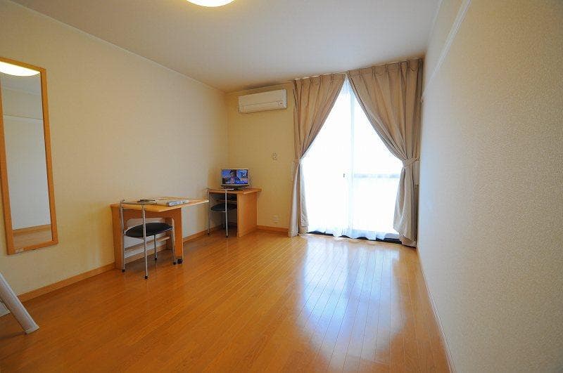 Preview interior of leopalace Eirakuso
