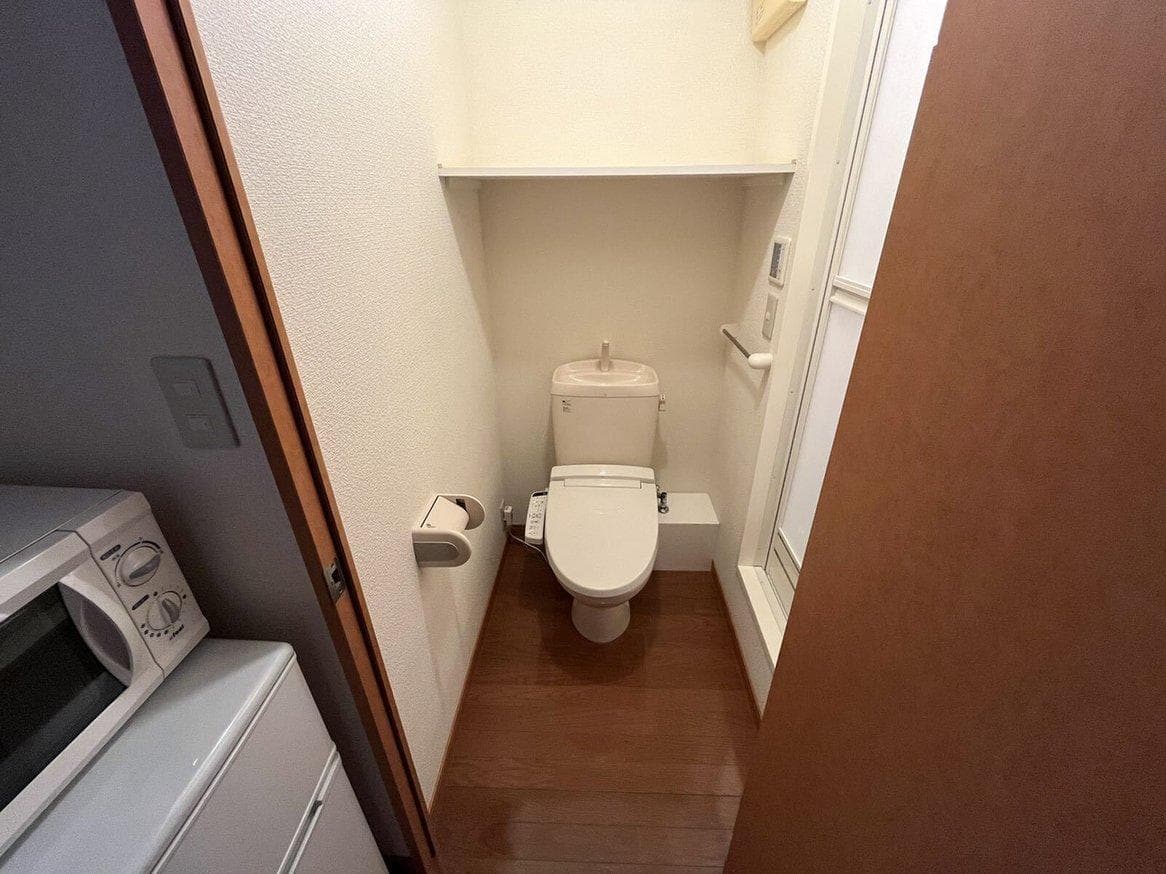 Room image 9