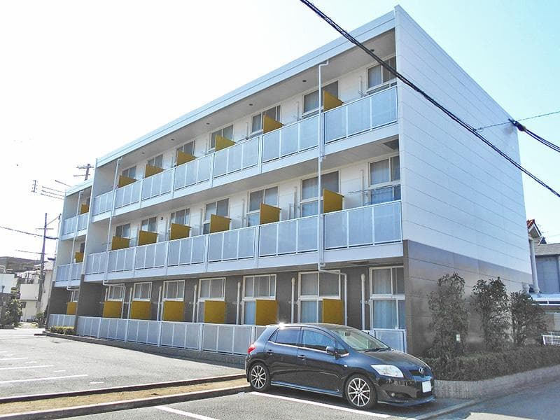 Main exterior of leopalace Premier II