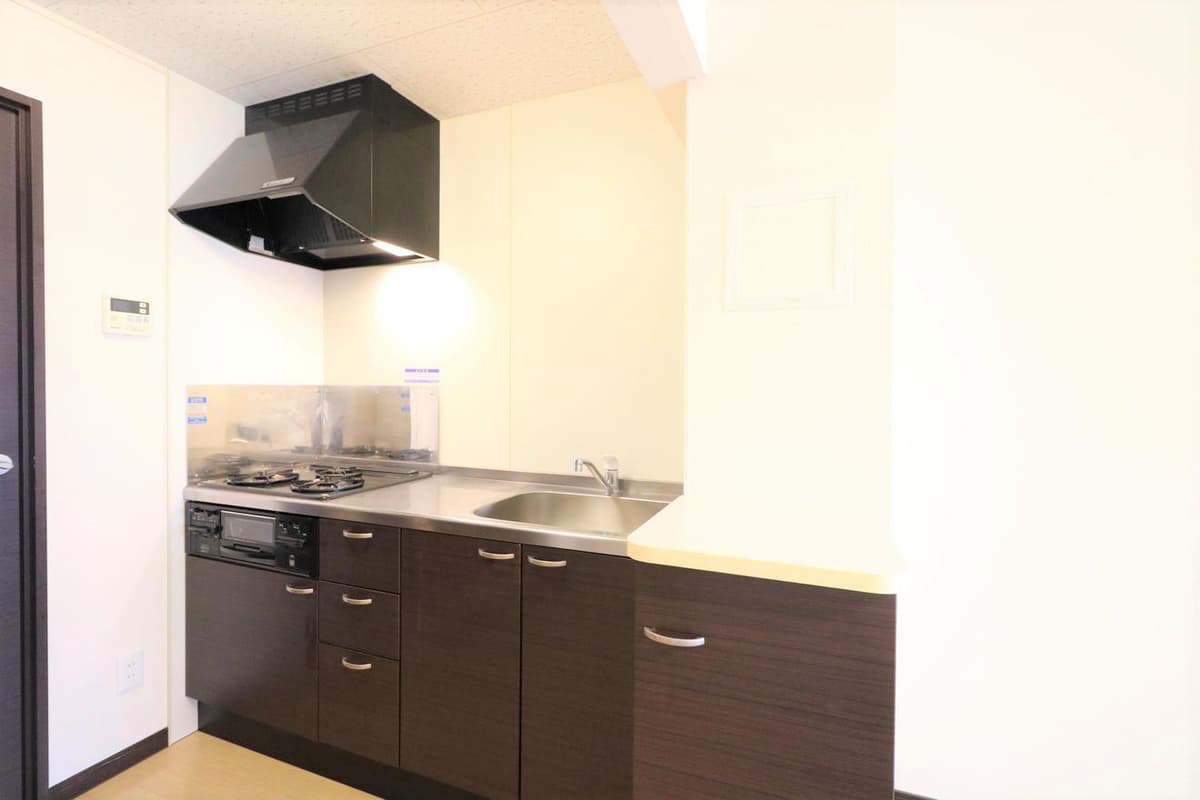 Room image 11