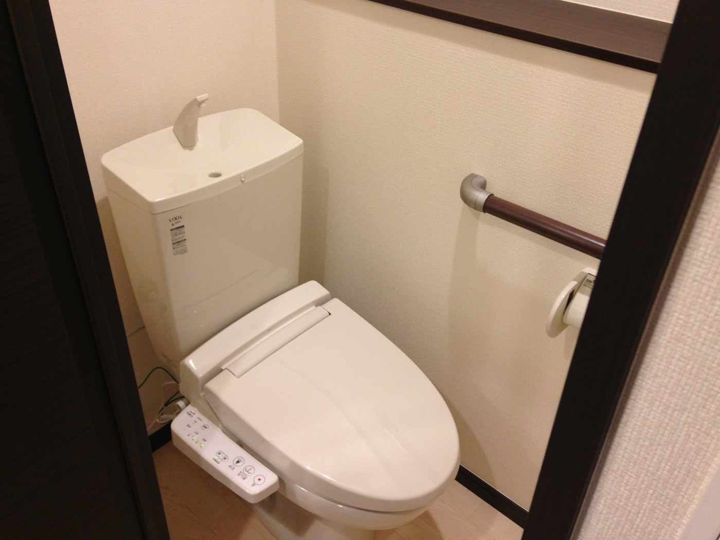 Room image 8