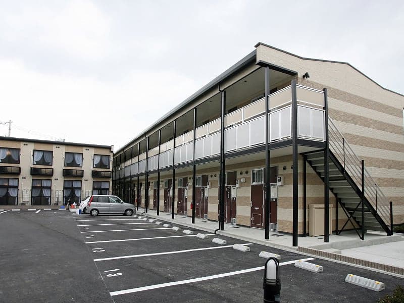 Main exterior of leopalace Katayama Mio