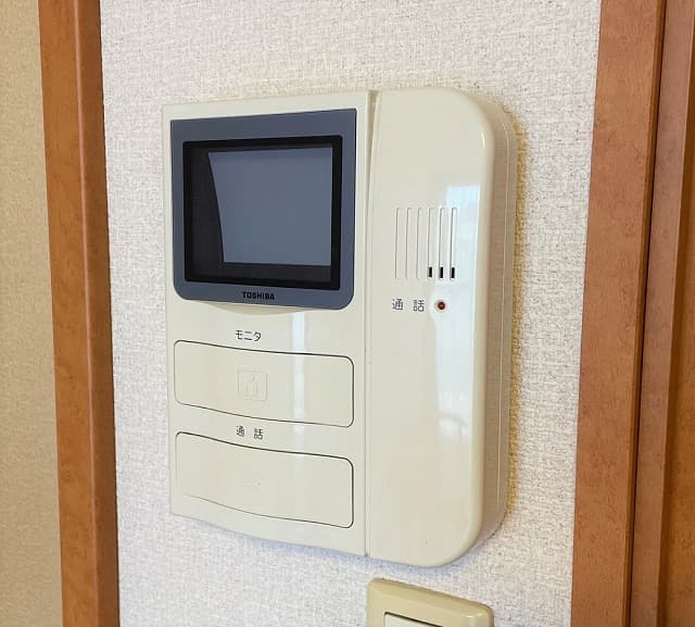 Room image 10