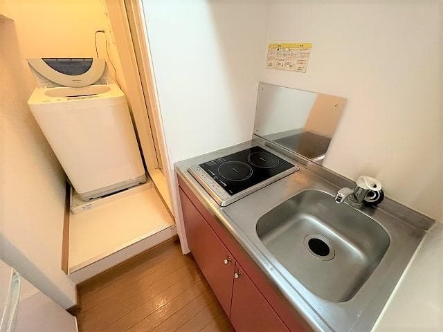 Room image 16