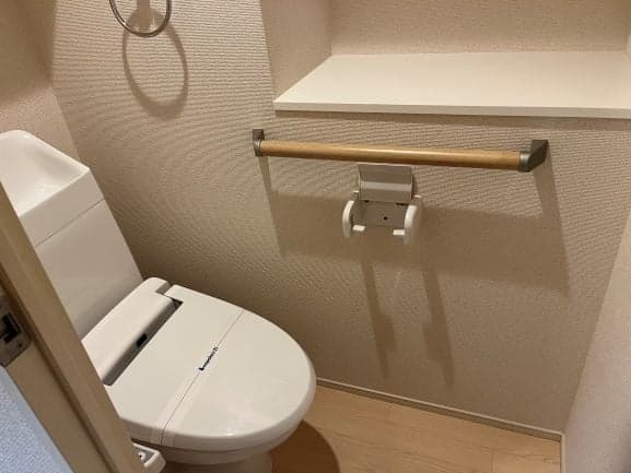 Room image 8