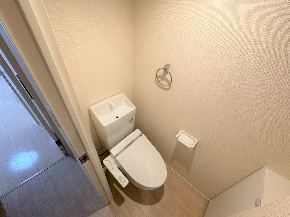 Room image 14