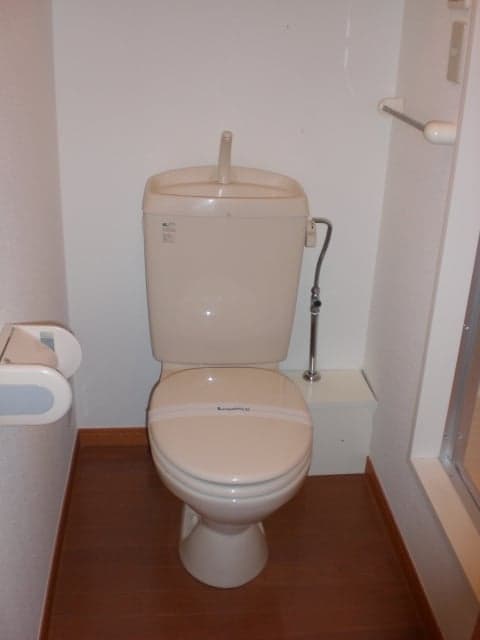 Room image 9