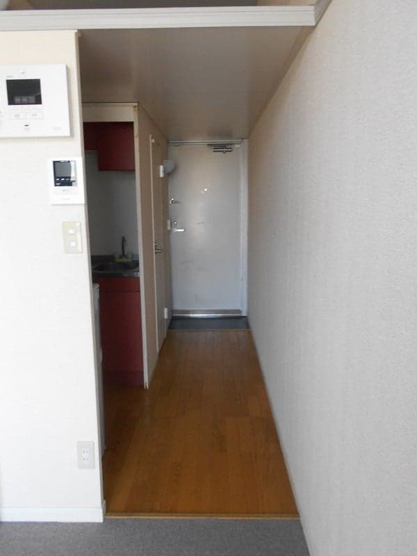 Room image 10