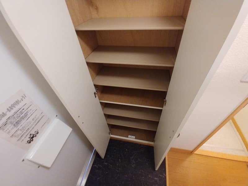 Room image 10