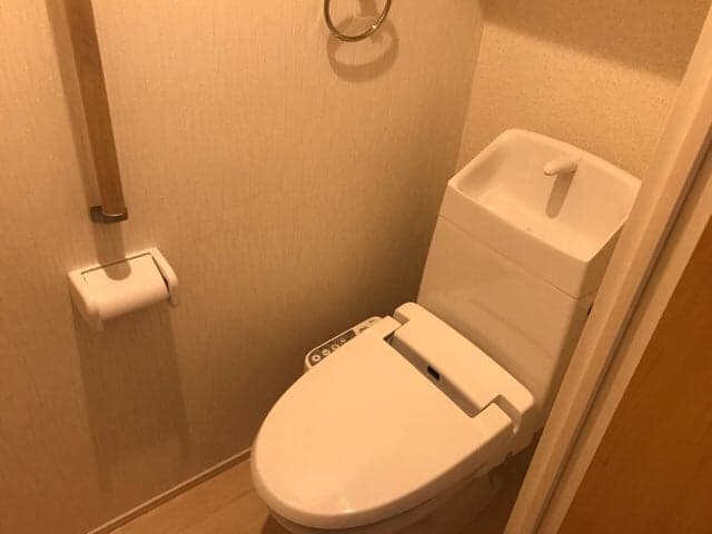 Room image 11