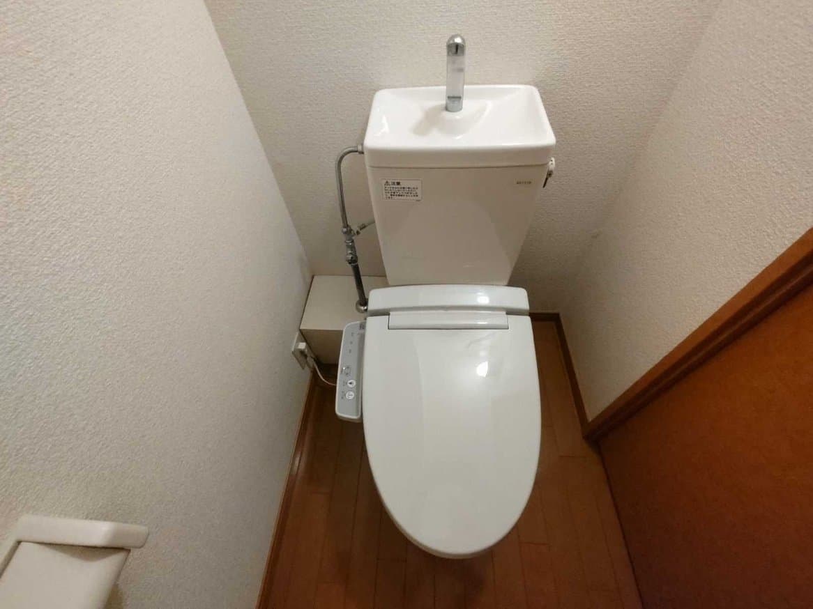 Room image 9