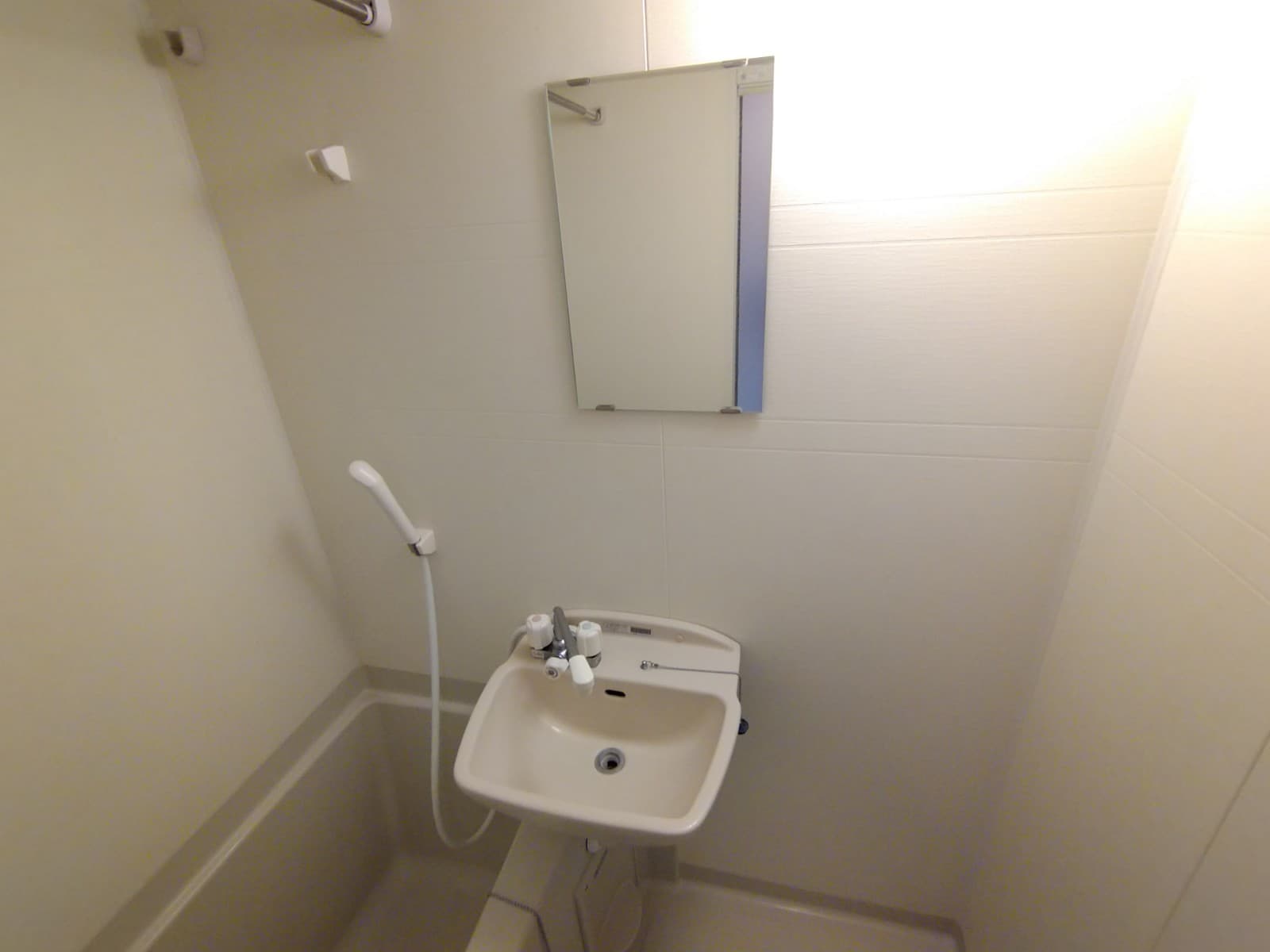 Room image 12