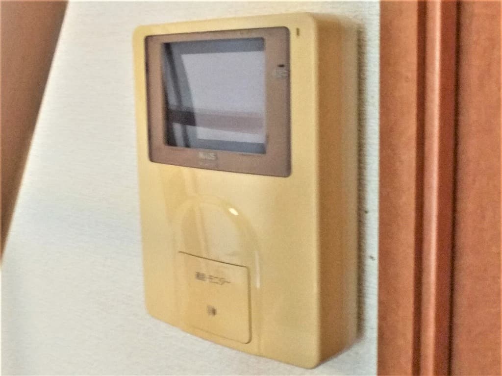 Room image 13