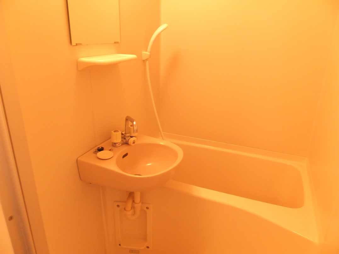 Room image 11