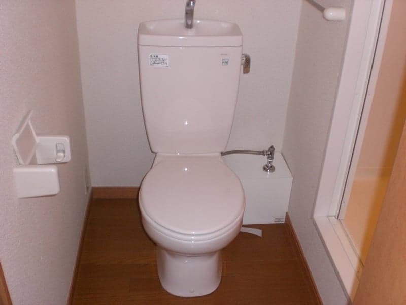 Room image 12