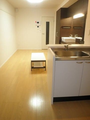 Preview interior of LEONEXT Morishige