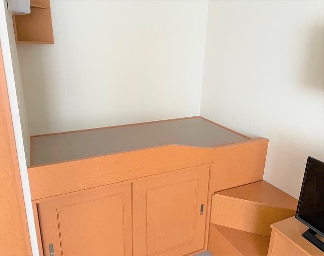 Room image 10