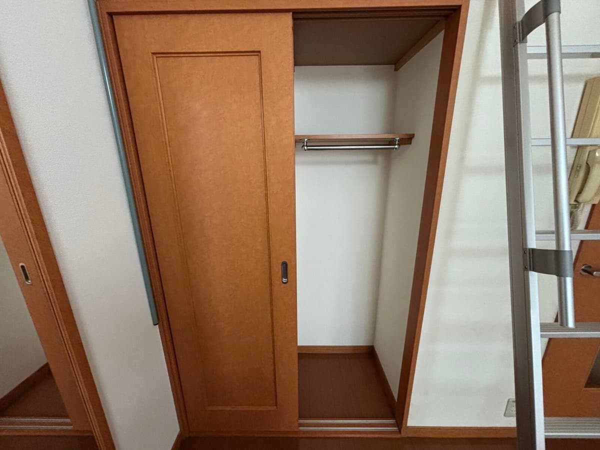 Room image 11