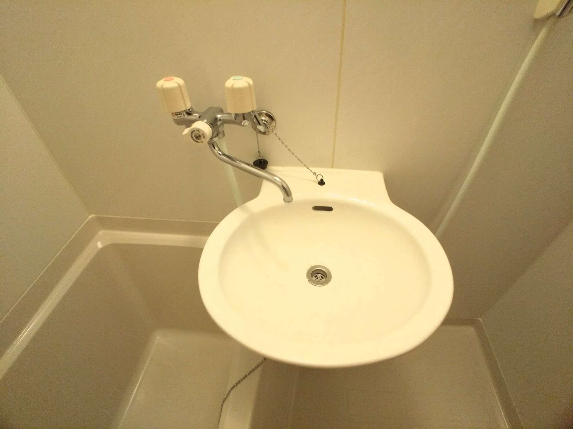 Room image 11