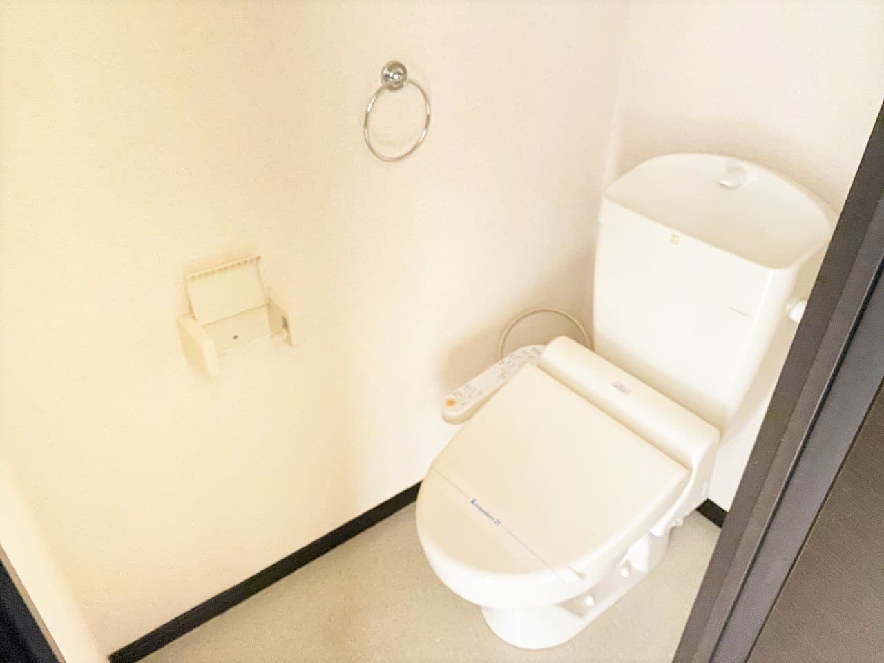 Room image 14