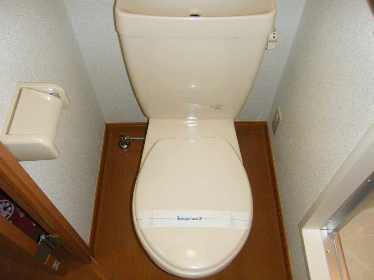 Room image 9