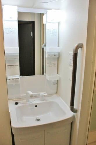 Room image 15
