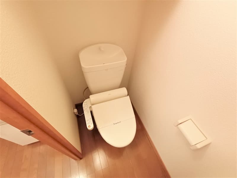 Room image 13