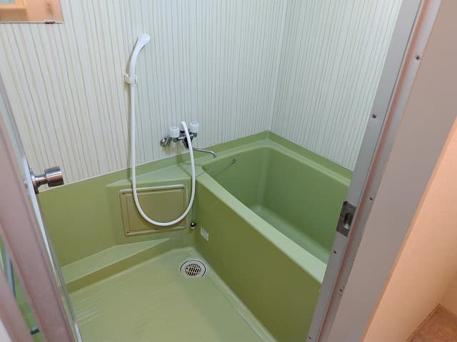 Room image 8