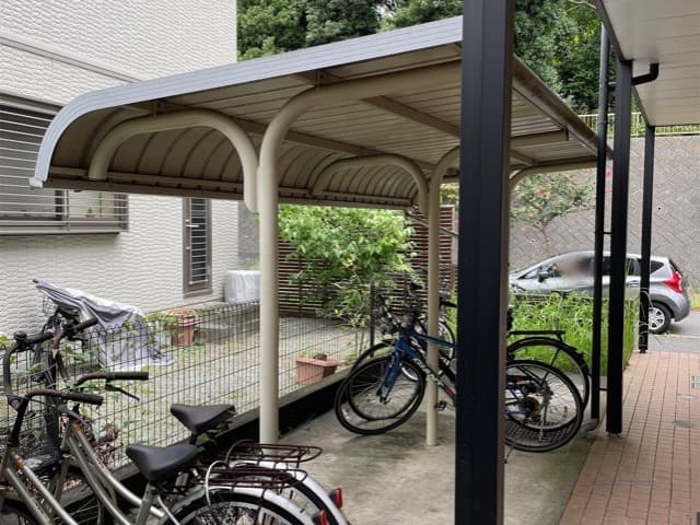 Room image 13