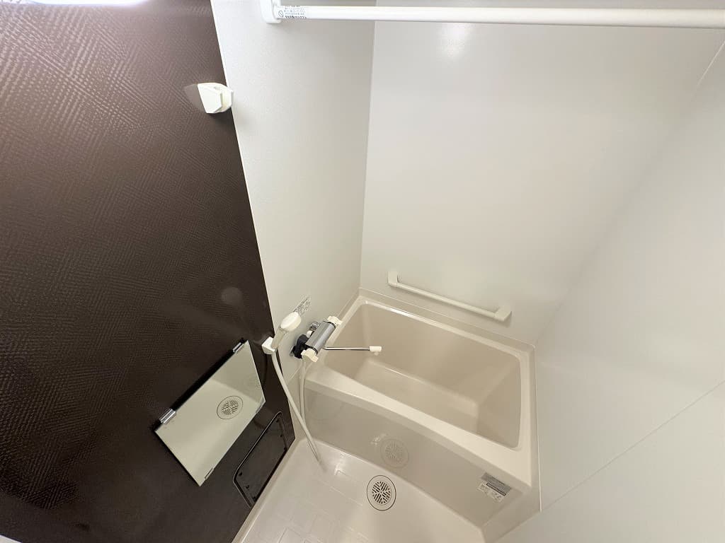 Room image 13