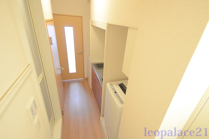Room image 11