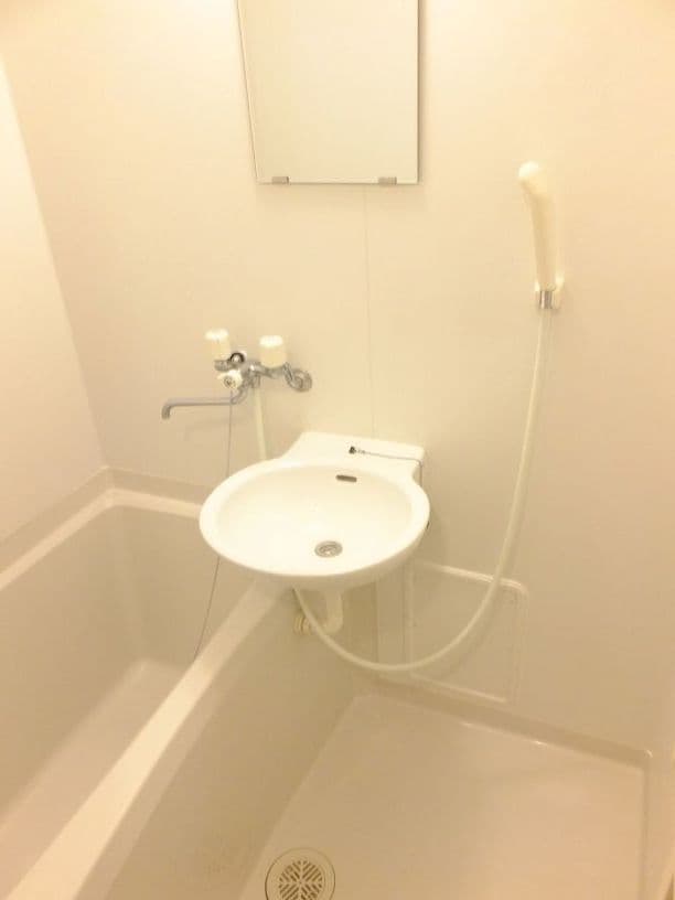 Room image 13