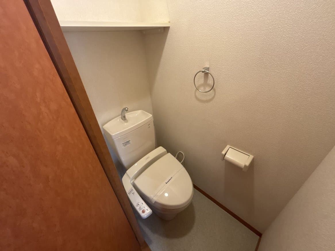 Room image 9