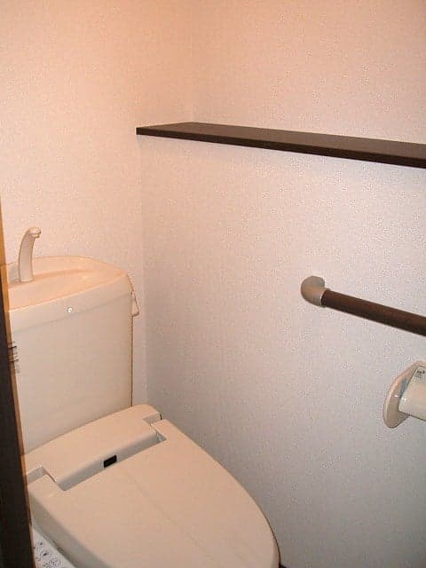 Room image 9