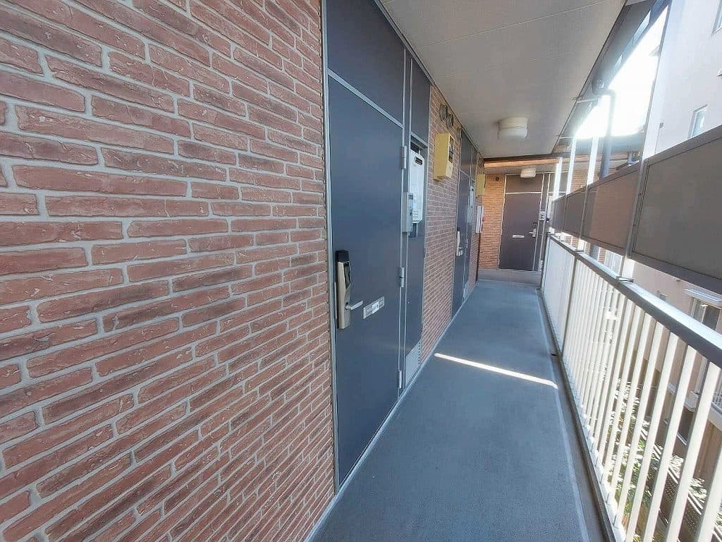 Room image 10