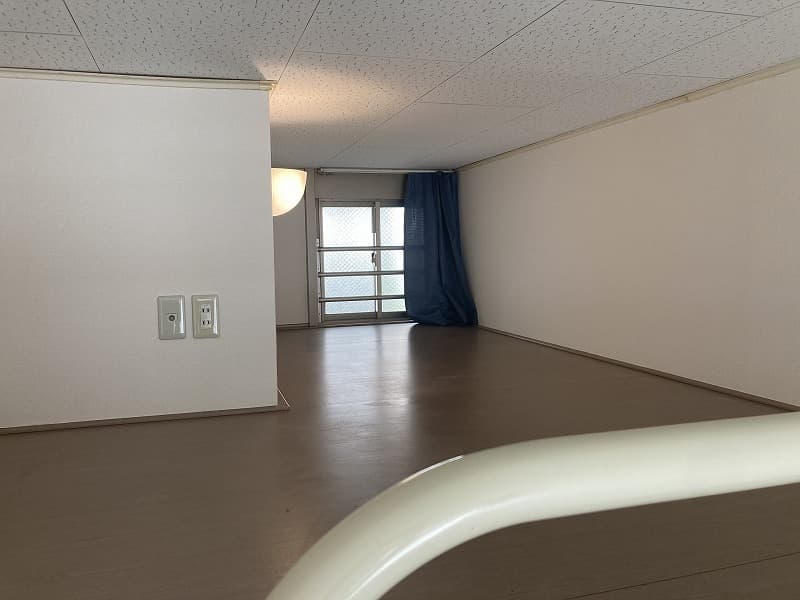 Room image 15