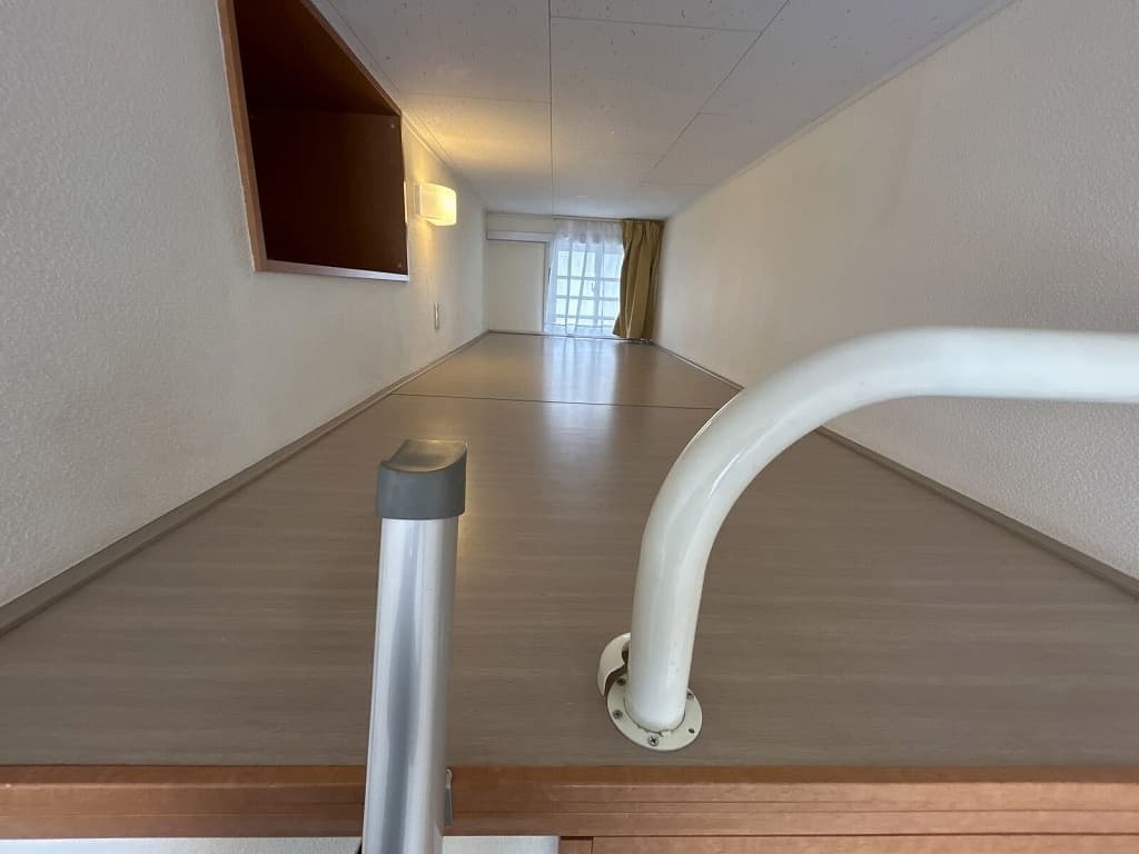 Room image 12