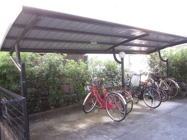 Room image 15