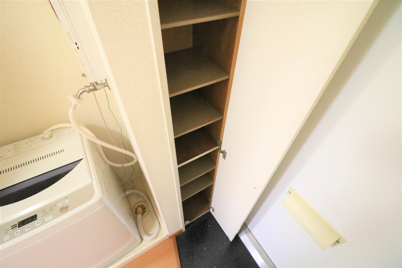 Room image 11