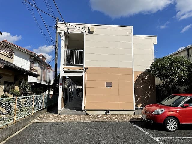 Room image 15
