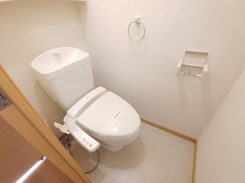 Room image 11