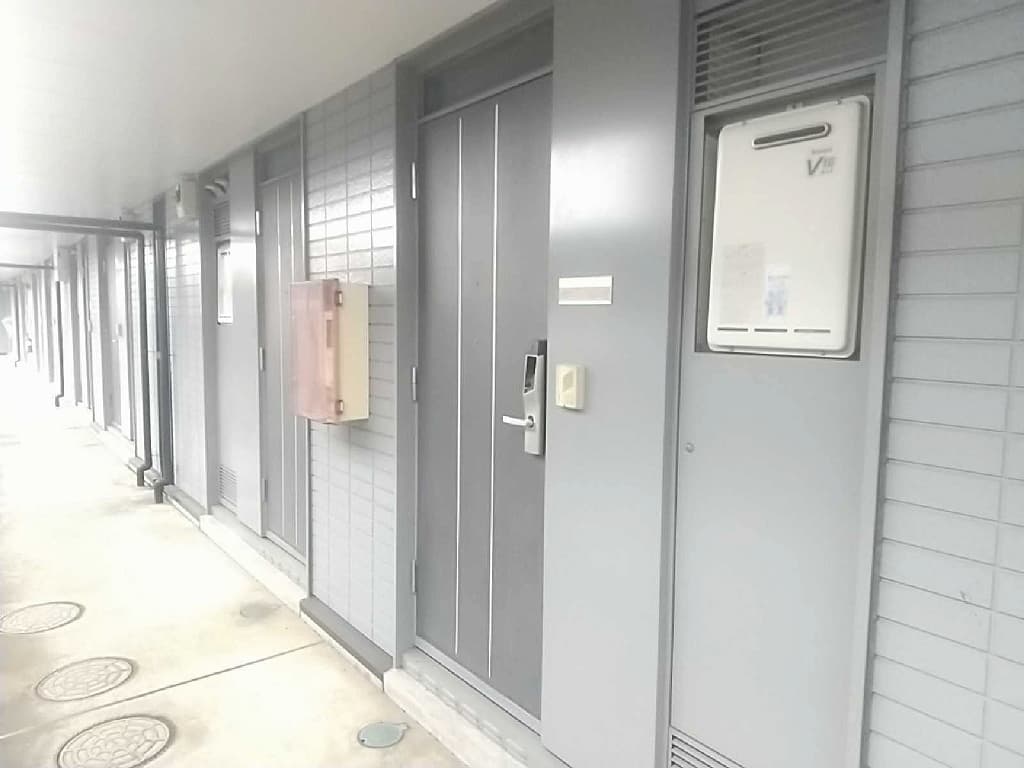 Room image 9