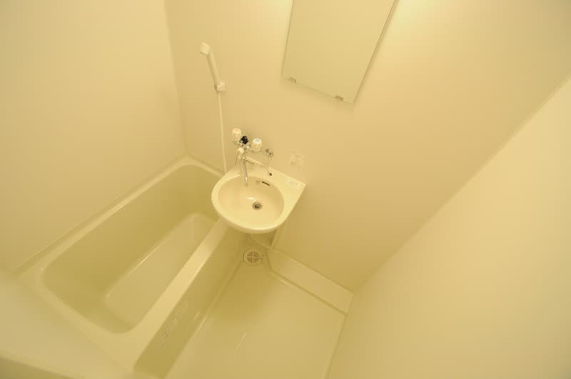 Room image 12