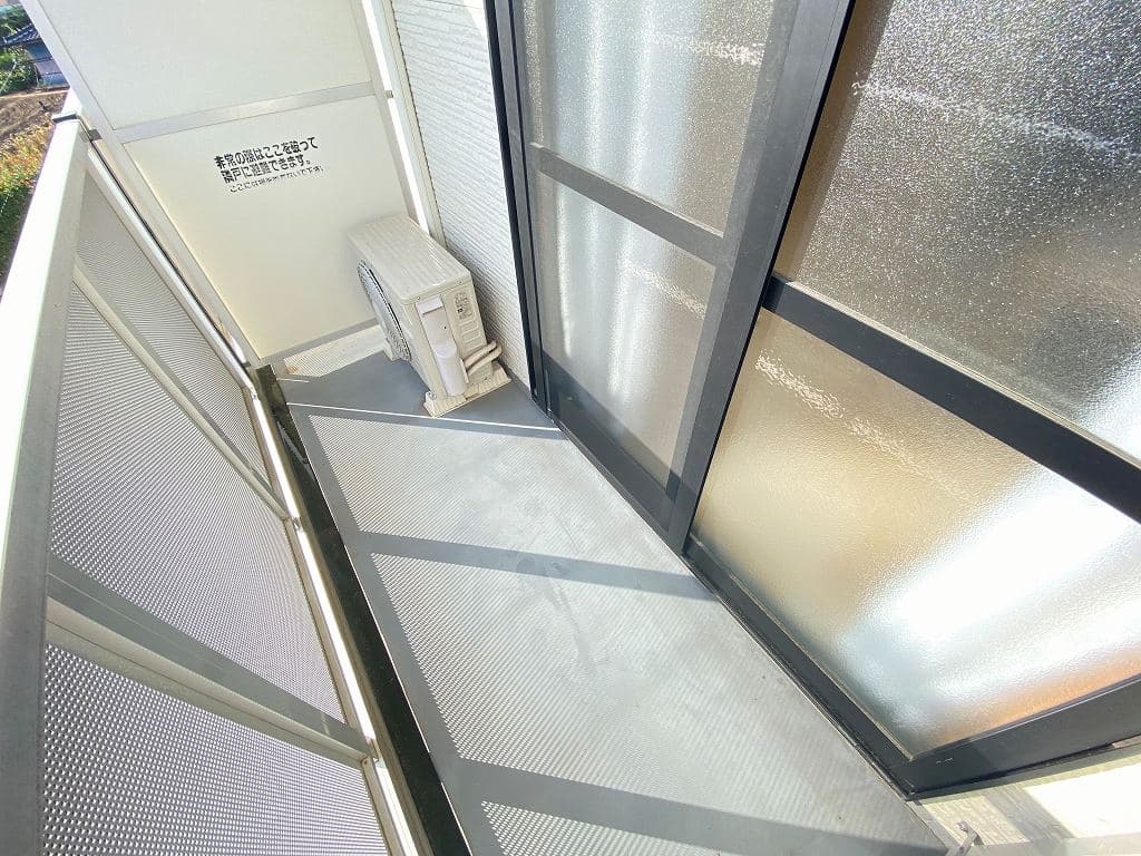 Room image 11